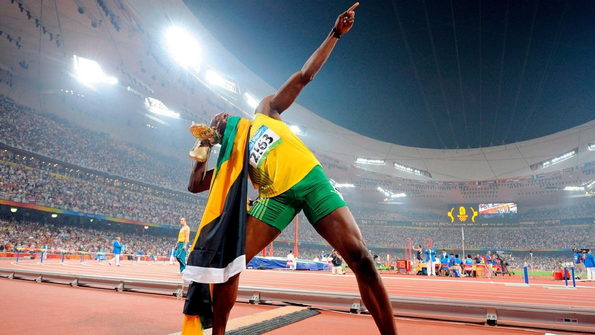 南美巨人之间的激烈对决引人关注，南美巨人族